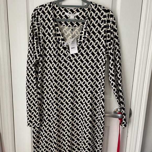 Diane von Furstenberg 100% silk chain link print dress size 14 - Picture 2 of 8